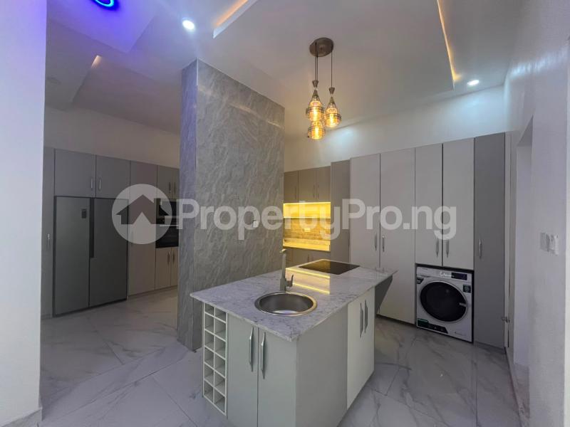 5 bedroom House for sale Osapa london Lekki Lagos
