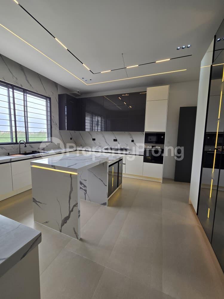 5 bedroom House for sale chevron Lekki Lagos