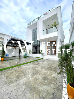 5 bedroom House for sale chevron Lekki Lagos