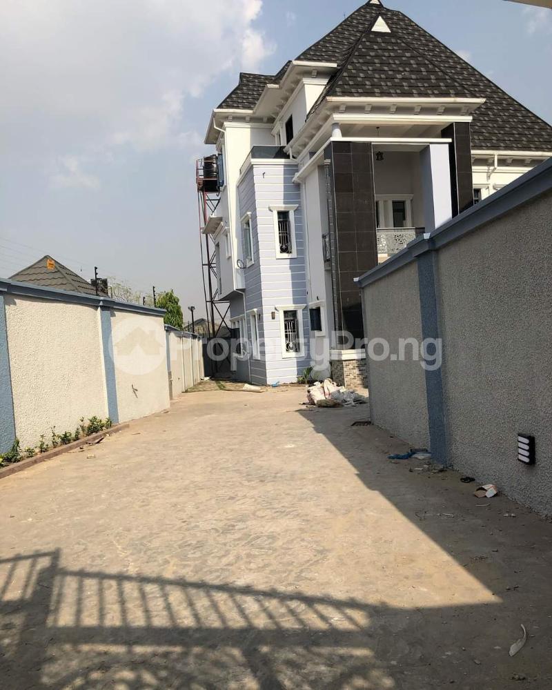 5 bedroom House for sale Gwarinpa Abuja