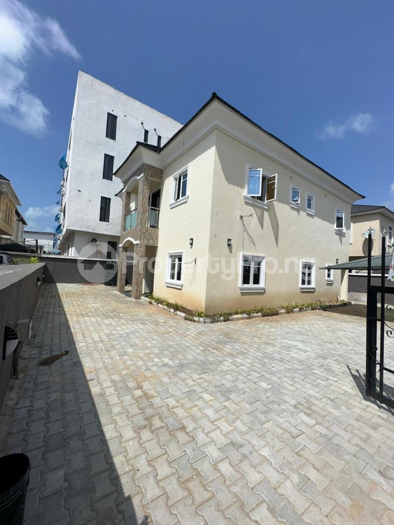 5 bedroom House for sale Chevron Lekki Lagos
