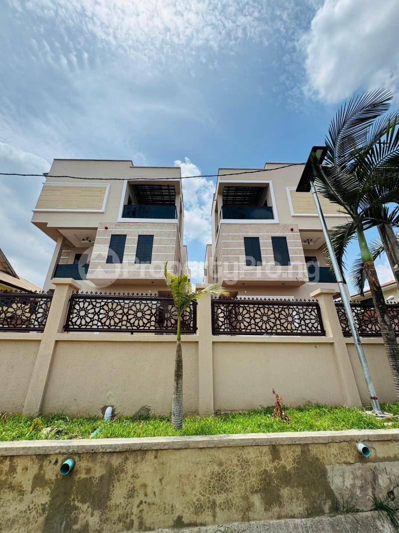 5 bedroom House for sale Omole phase 1 Ojodu Lagos