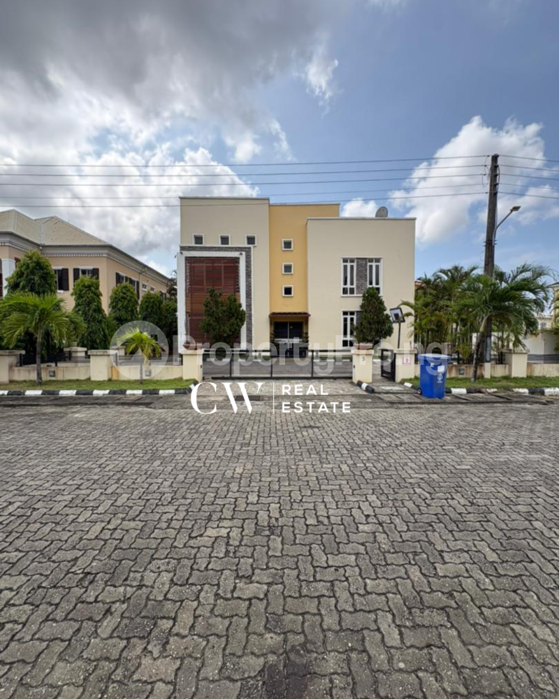 5 bedroom House for sale Chevron Lekki Lagos