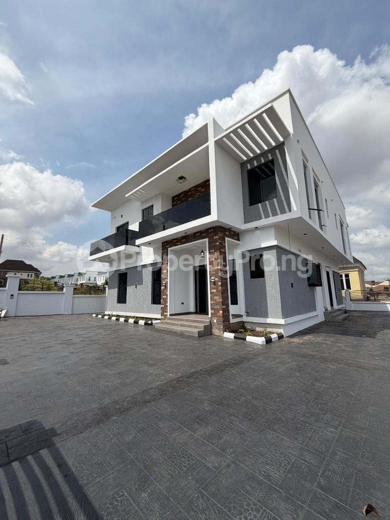 5 bedroom House for sale Kolapo Ishola Akobo Ibadan Oyo