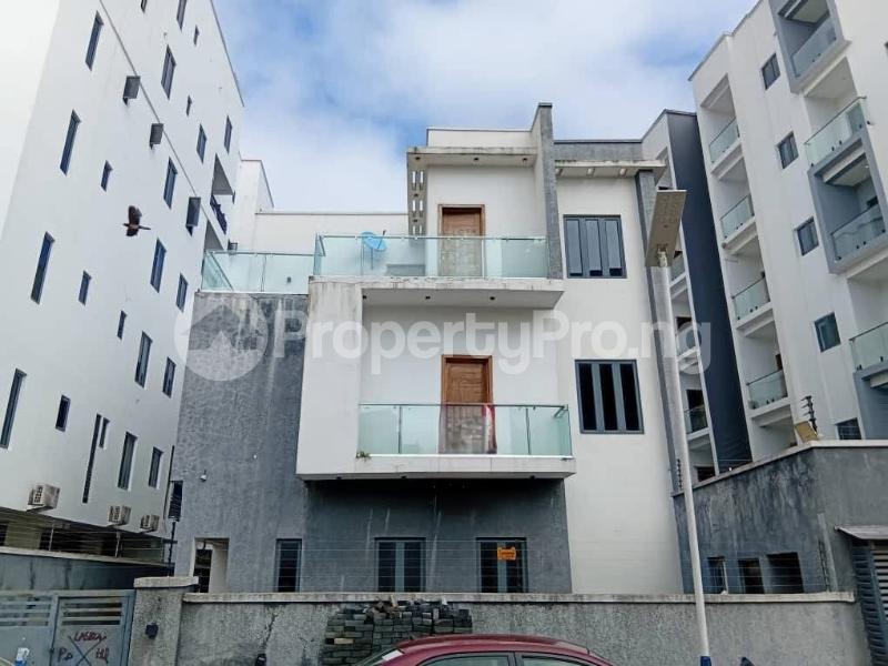 5 bedroom House for sale Pinewood Estate, Off Freedom Way Lekki Phase 1 Lekki Lagos