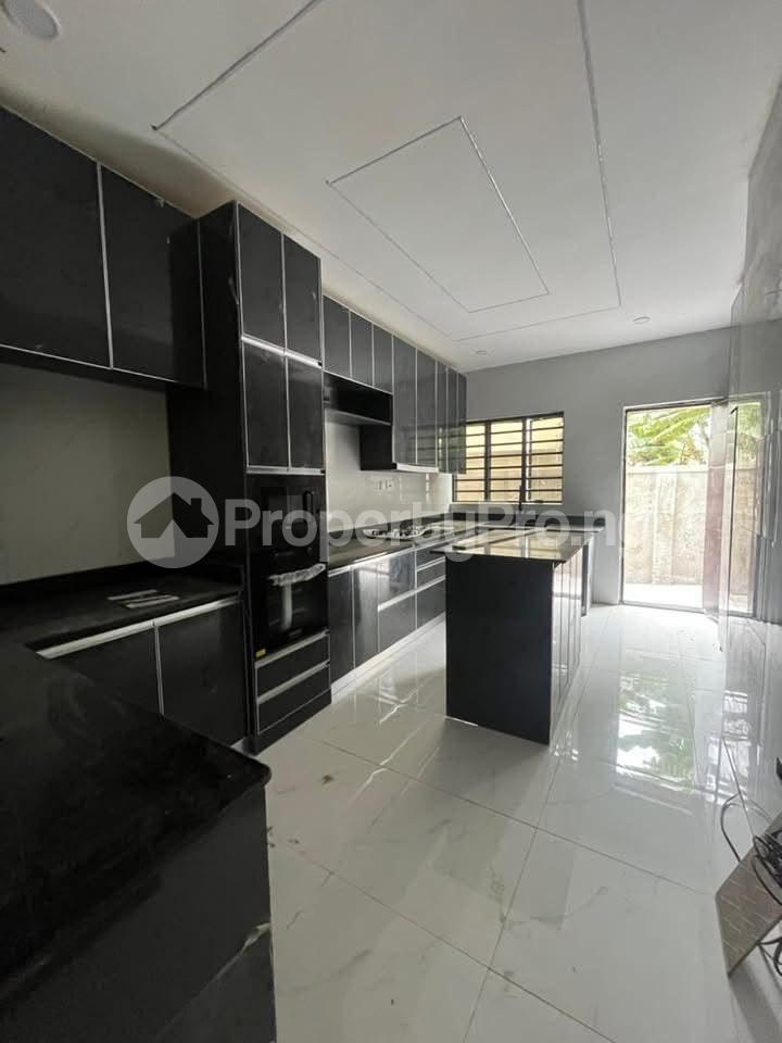 5 bedroom House for sale Ikeja Lagos