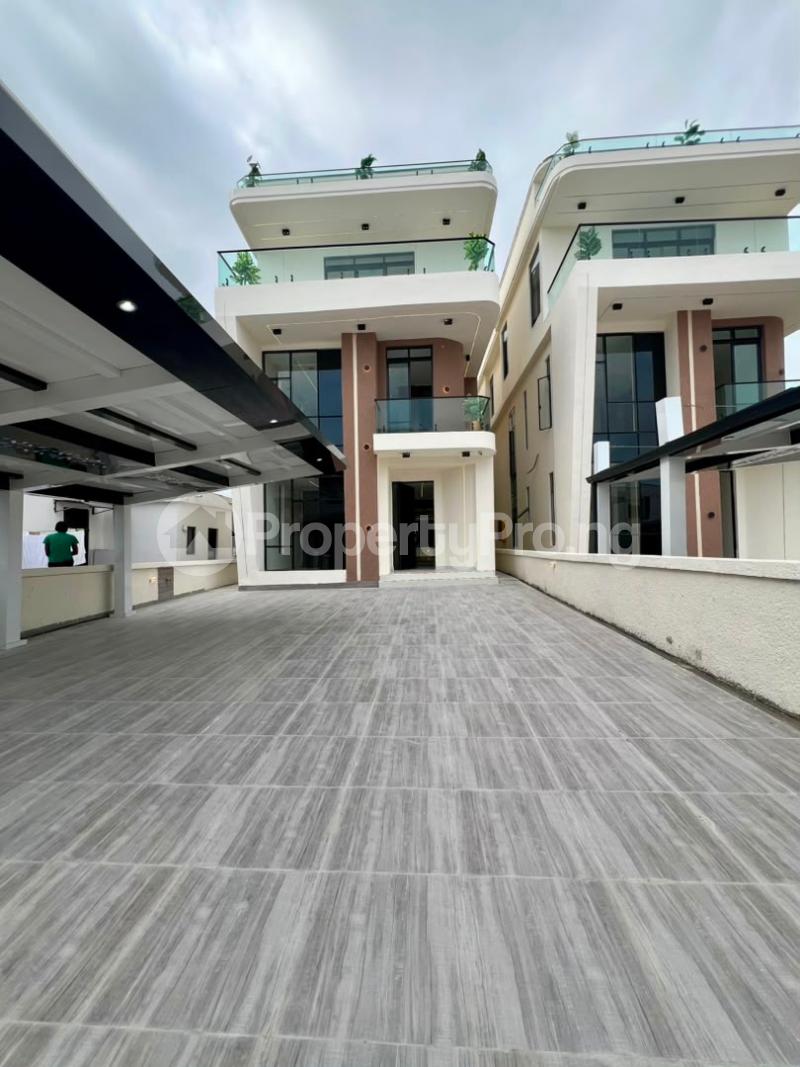 5 bedroom House for sale Chevron Lekki Lagos
