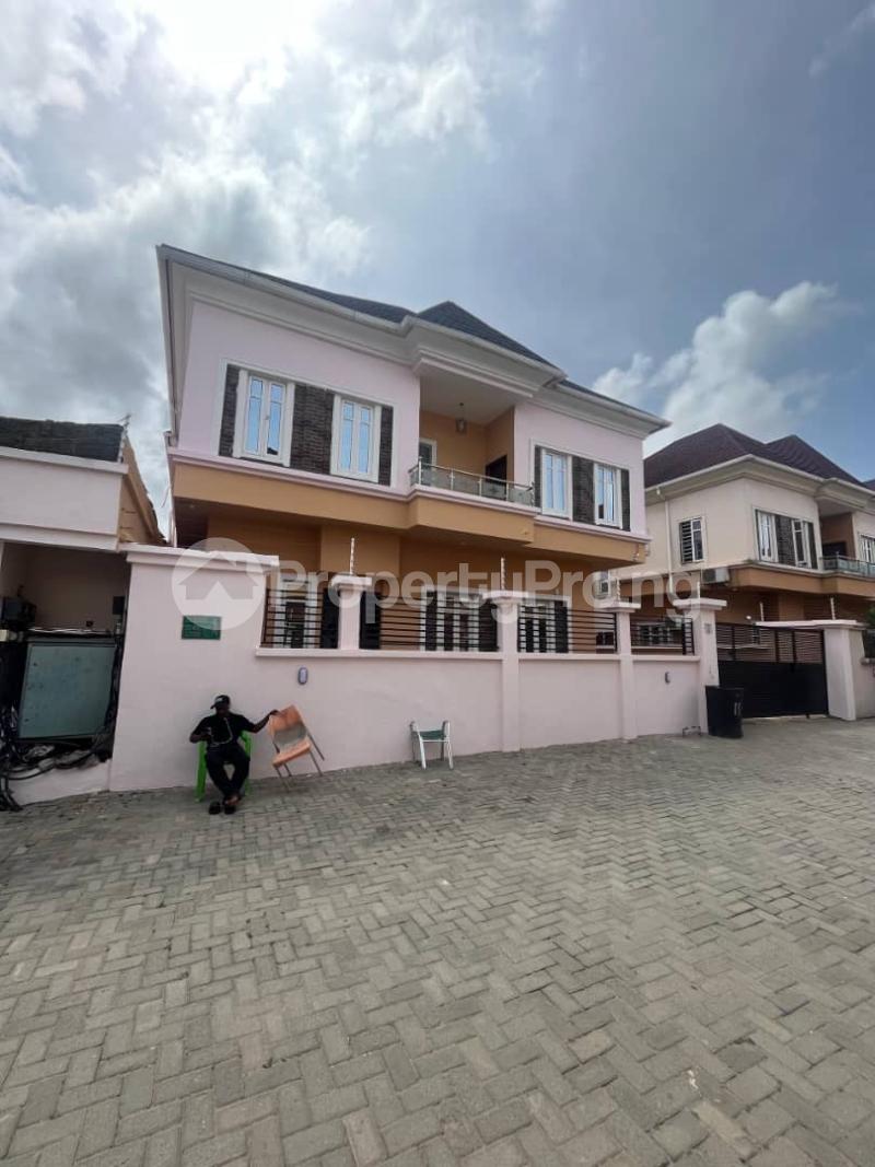 5 bedroom House for sale Ologolo Lekki Lagos