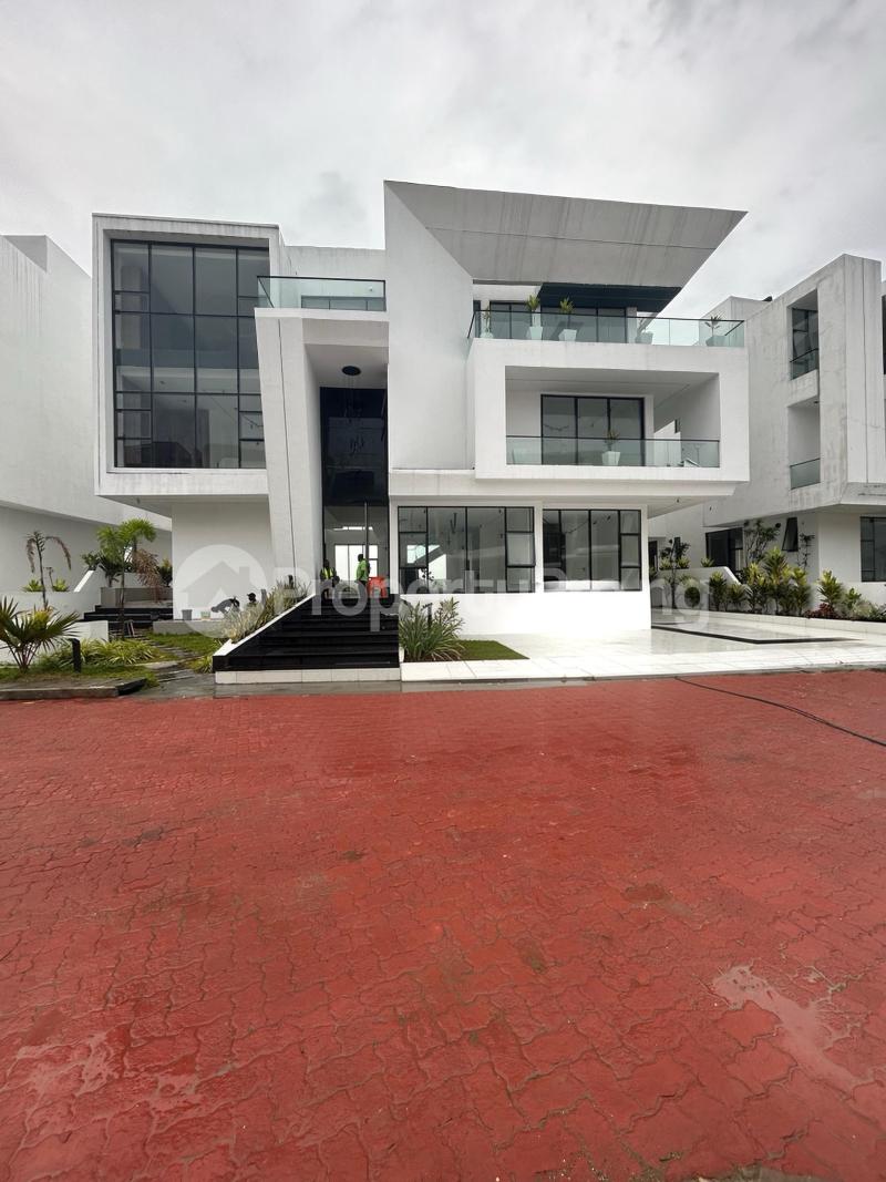 5 bedroom House for sale Osapa london Lekki Lagos