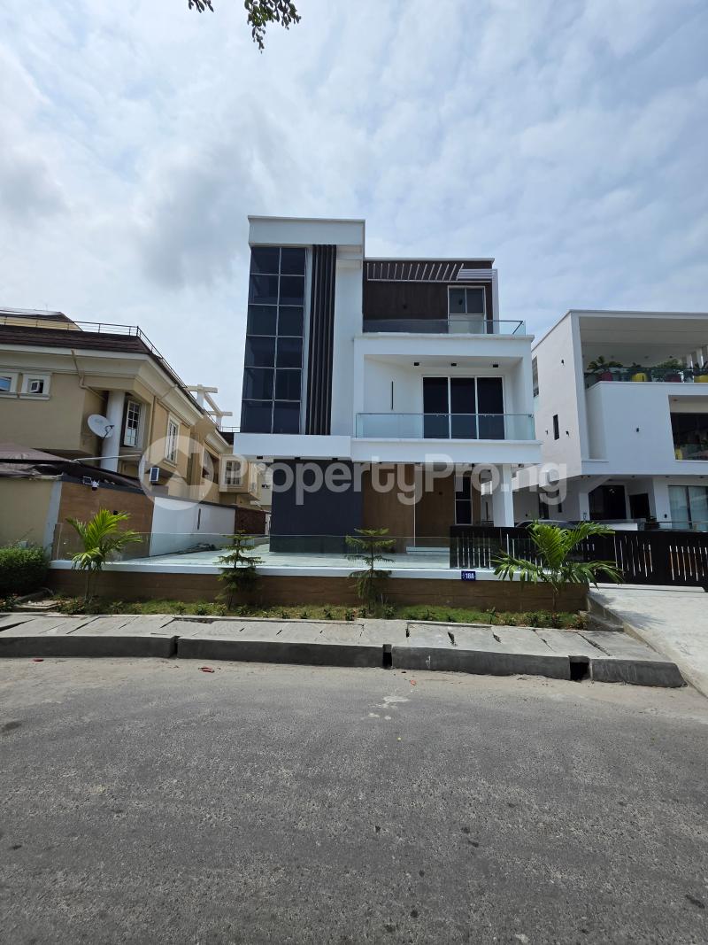 5 bedroom House for sale Palm Residence Osapa london Lekki Lagos