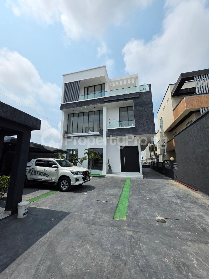 5 bedroom House for sale Victory Park Estate Osapa london Lekki Lagos