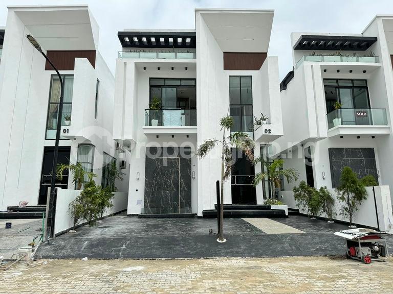 5 bedroom House for sale chevron Lekki Lagos