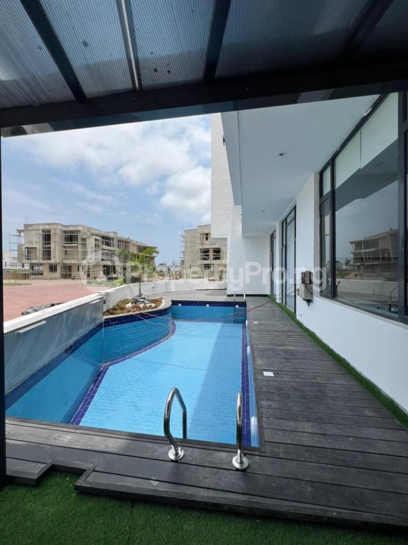 6 bedroom House for sale Osapa london Lekki Lagos