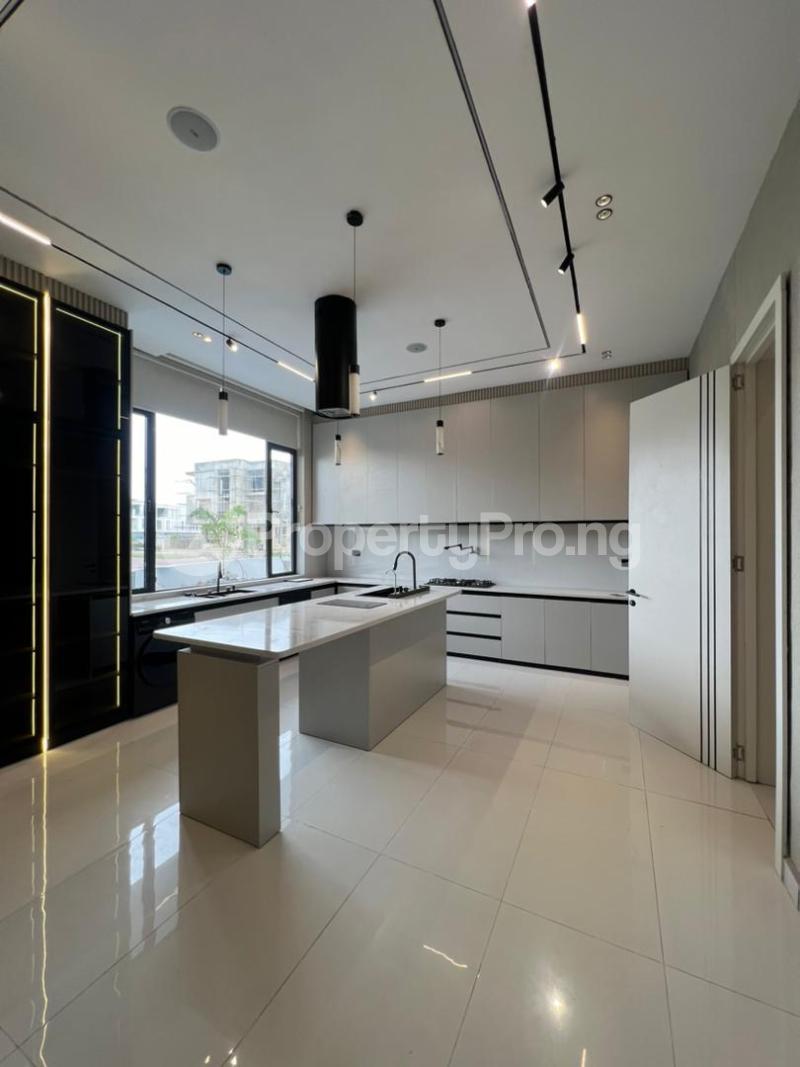 6 bedroom House for sale Osapa london Lekki Lagos