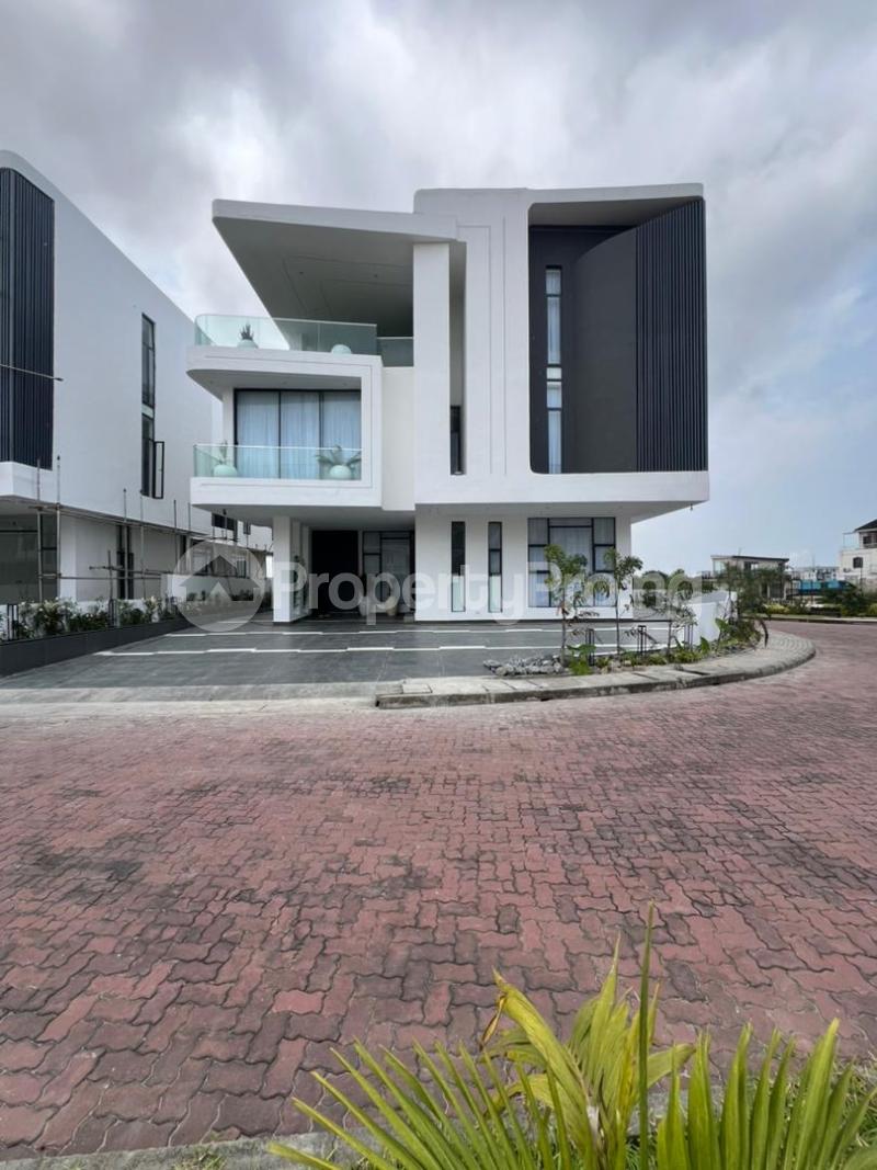 6 bedroom House for sale Osapa london Lekki Lagos