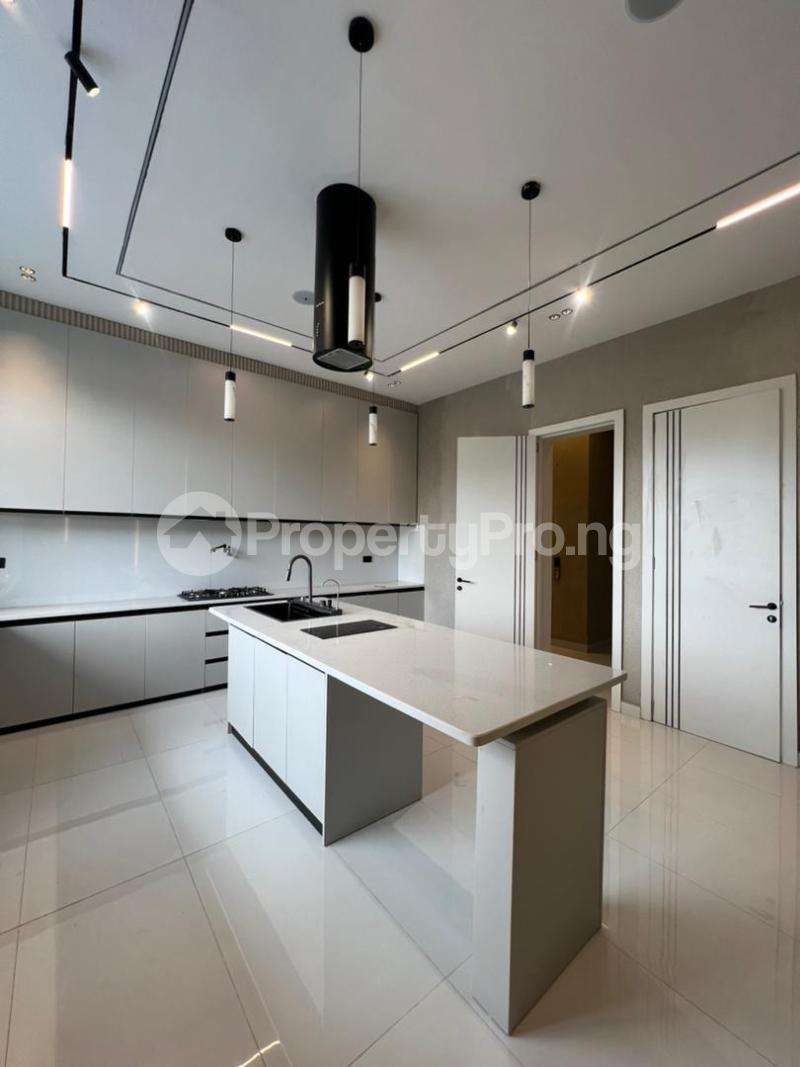 6 bedroom House for sale Osapa london Lekki Lagos