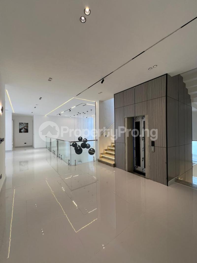 6 bedroom House for sale Osapa london Lekki Lagos
