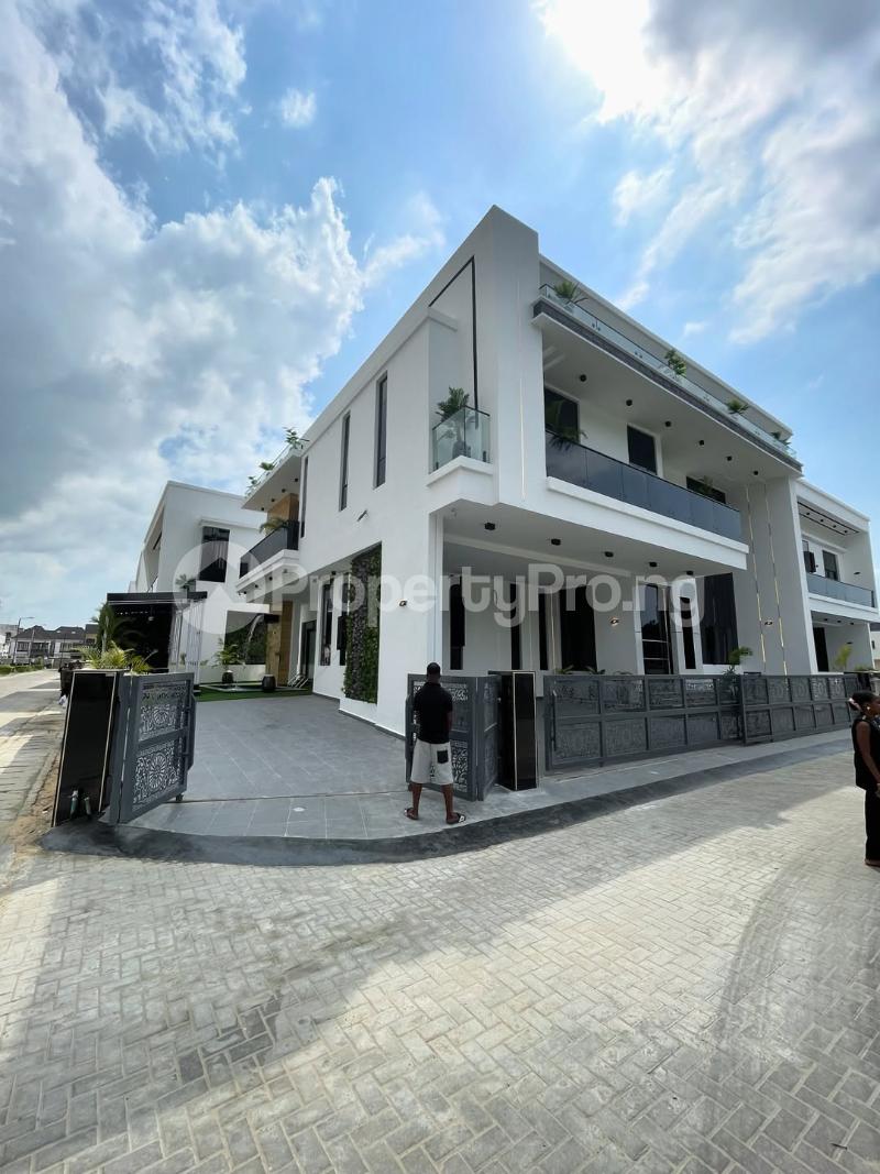 5 bedroom House for sale Estate 2nd Toll Gate Lekki Lagos