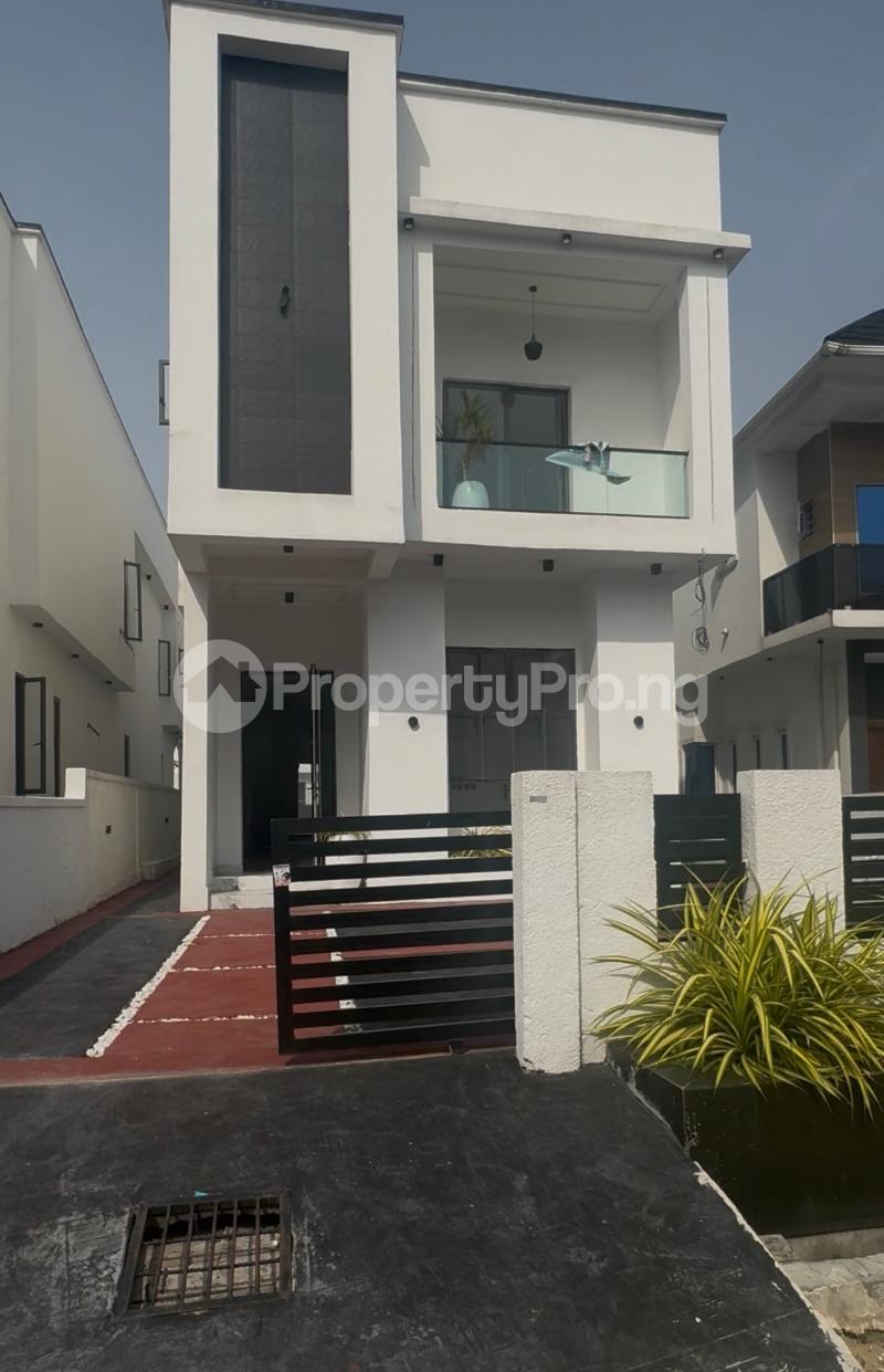 5 bedroom House for sale Ado Road Ajah Lagos