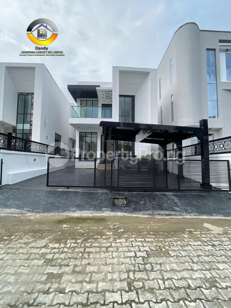 5 bedroom House for sale Chevron Lekki Lagos