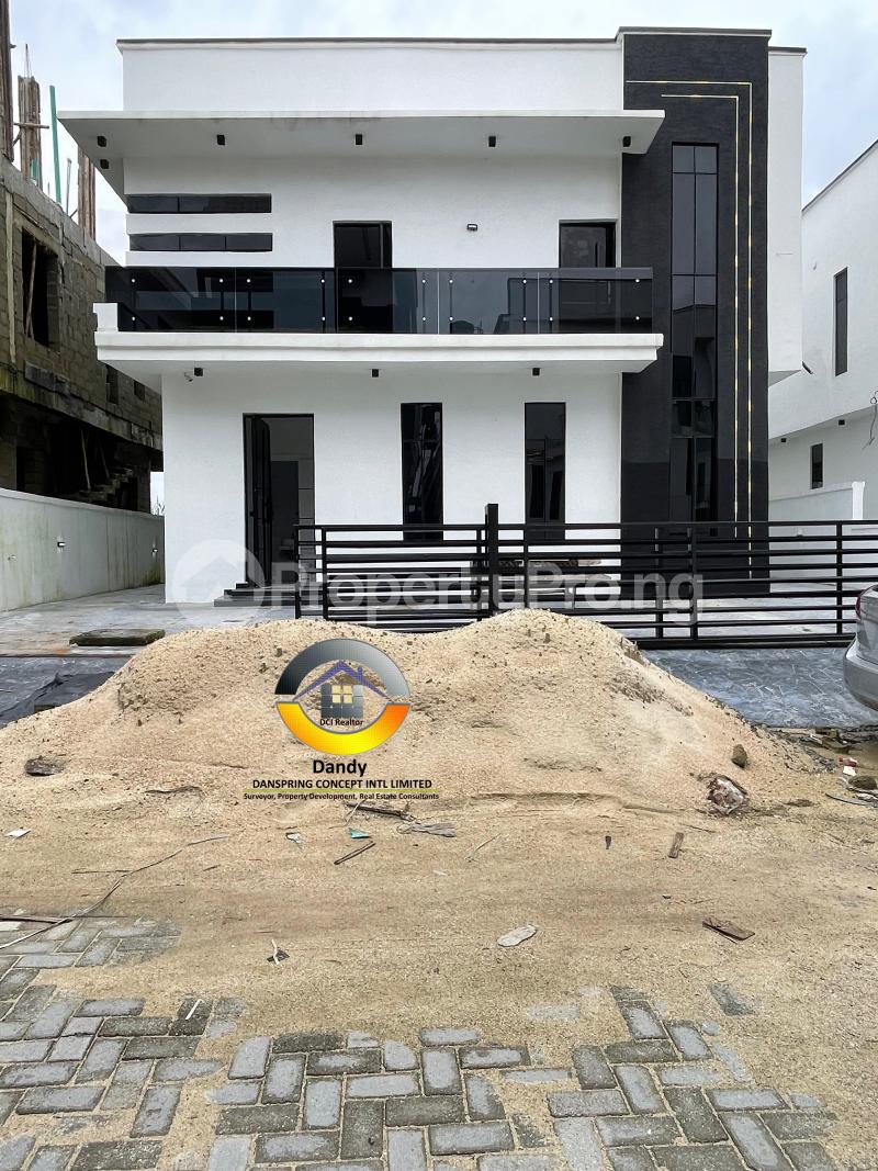 5 bedroom House for sale Chevron Lekki Lagos
