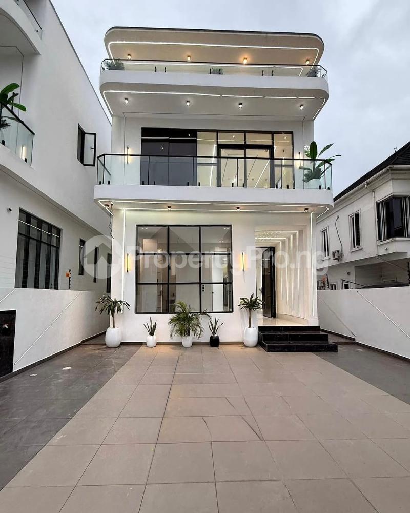 5 bedroom House for sale Oral Estate, chevron Lekki Lagos