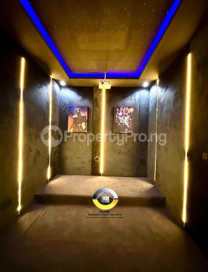 5 bedroom House for sale chevron Lekki Lagos