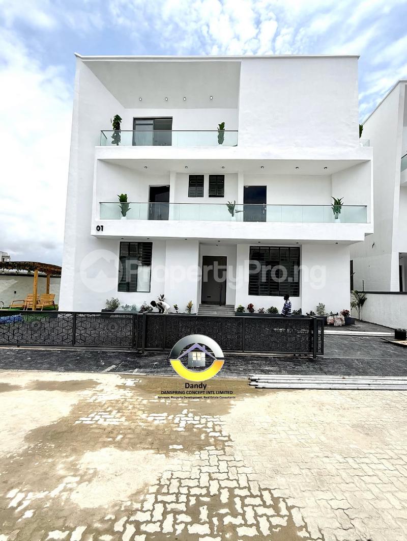 5 bedroom House for sale chevron Lekki Lagos
