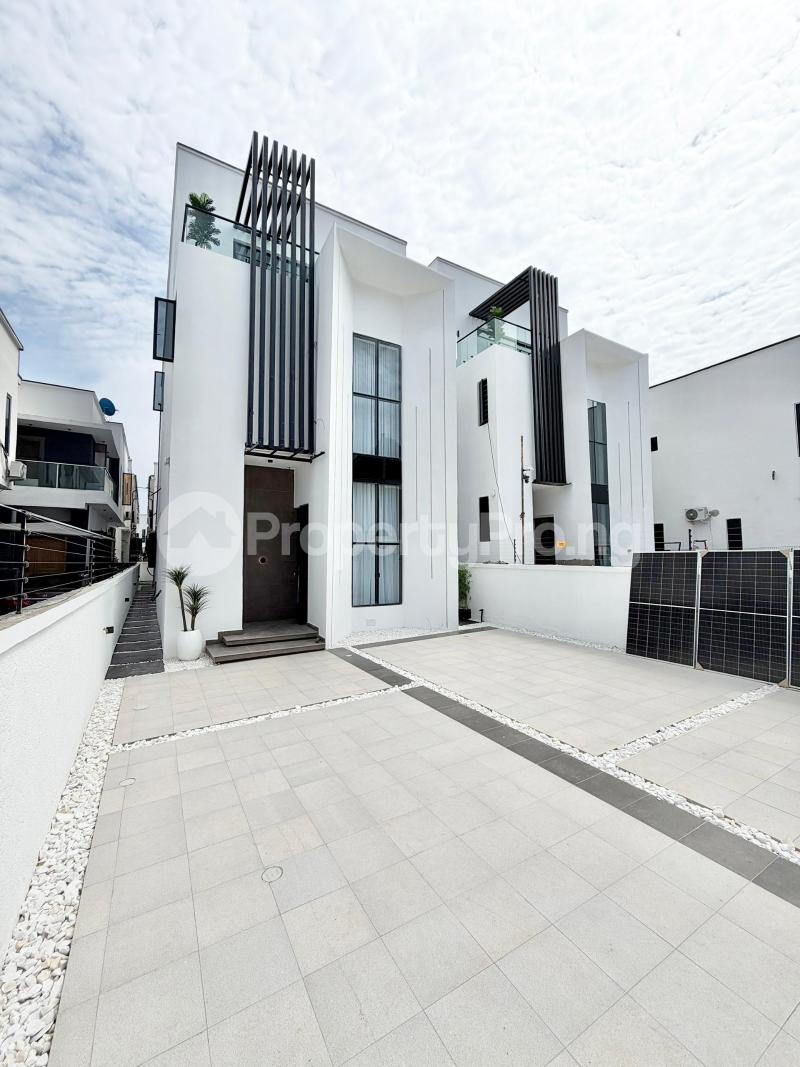5 bedroom House for sale Toll Gate chevron Lekki Lagos