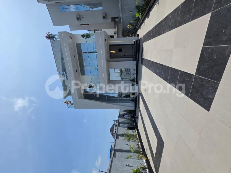 5 bedroom House for sale Hampton Island Chevron Lekki Lagos