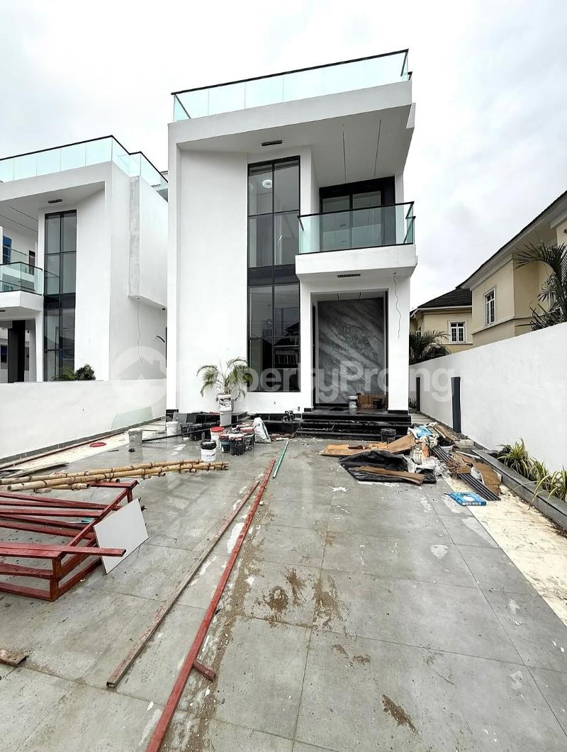 5 bedroom House for sale chevron Lekki Lagos