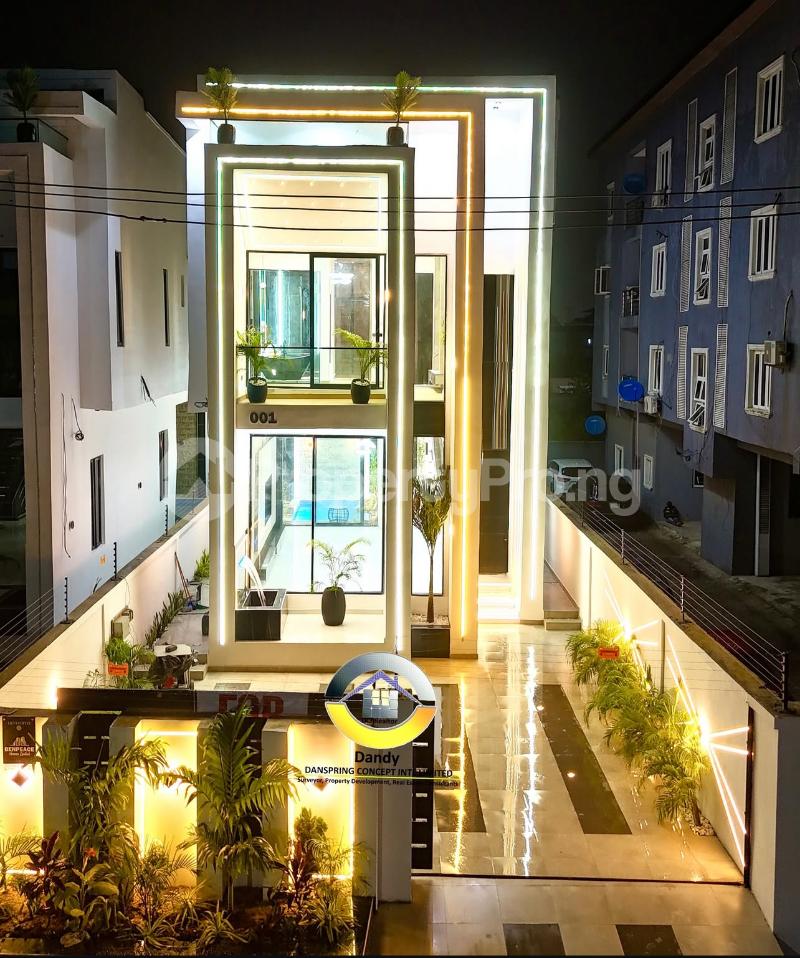 5 bedroom House for sale chevron Lekki Lagos