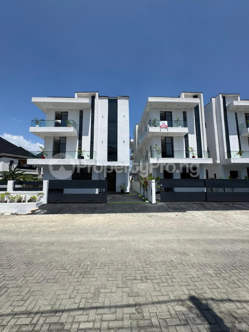 5 bedroom House for sale Orchid Hotel Road chevron Lekki Lagos - 0