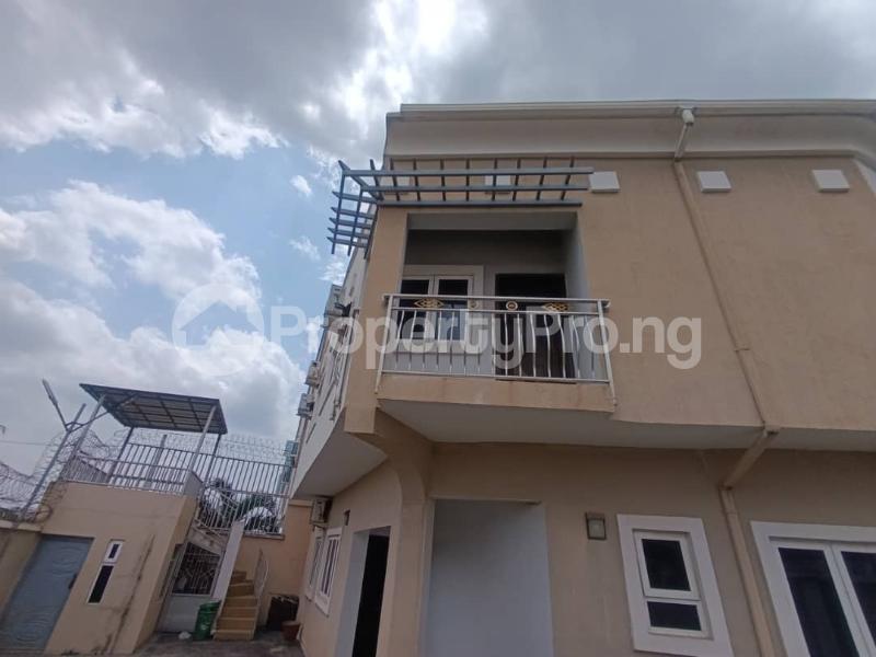 5 bedroom House for sale Customs Gate Oluyole Estate Ibadan Oyo