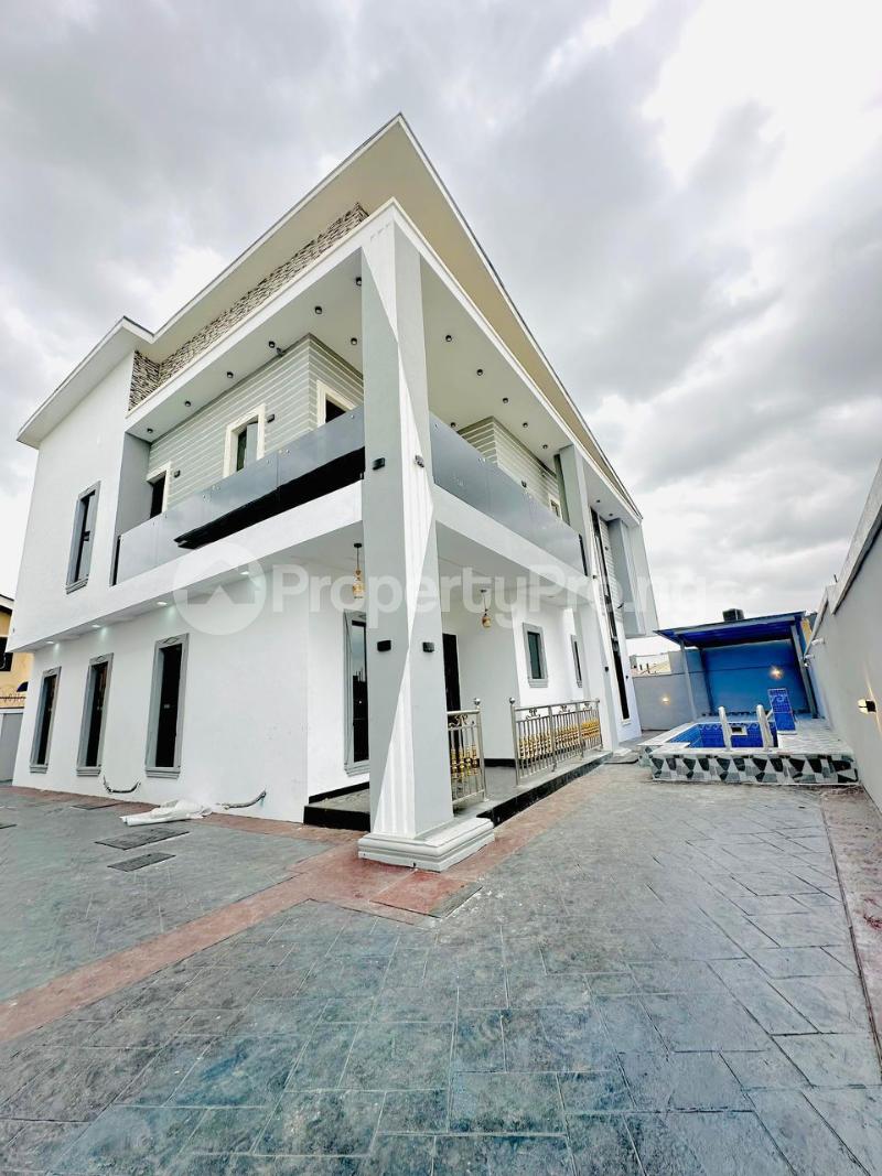 5 bedroom House for sale Medina Gbagada Lagos