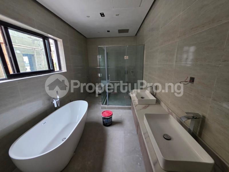 5 bedroom House for sale Lekki Lagos