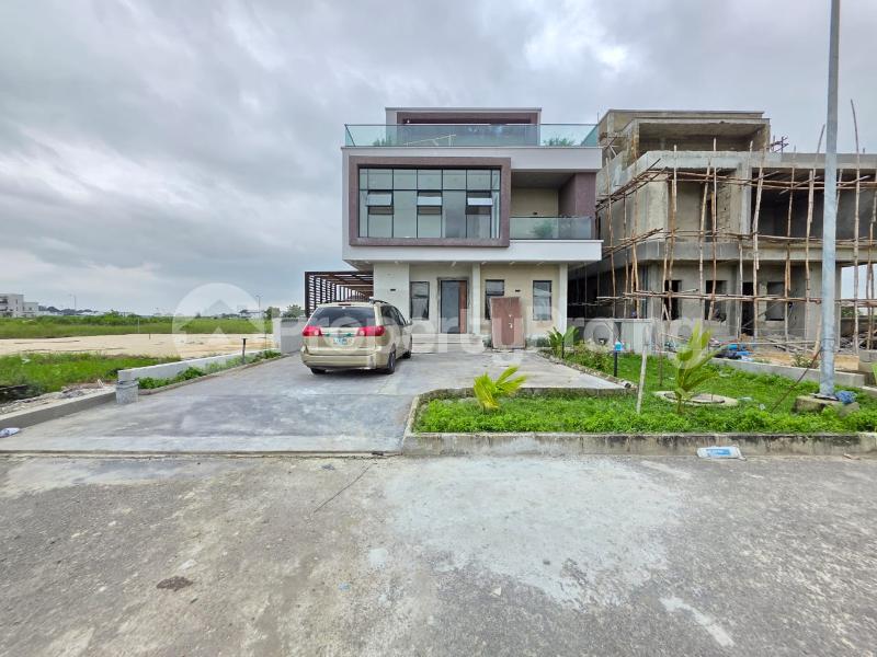 5 bedroom House for sale Lekki Lagos