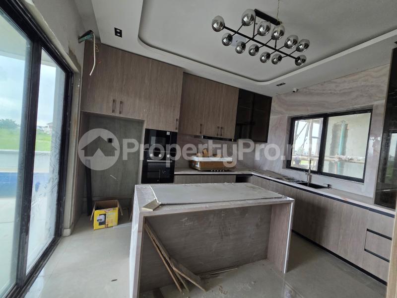 5 bedroom House for sale Lekki Lagos