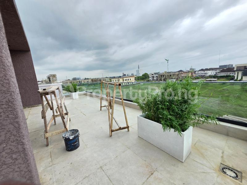5 bedroom House for sale Lekki Lagos