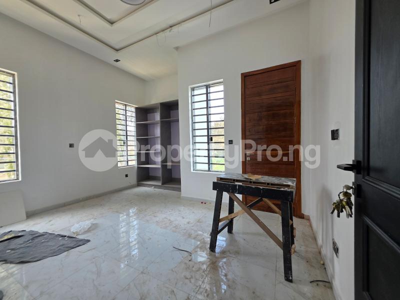 5 bedroom House for sale Ikota Lekki Lagos