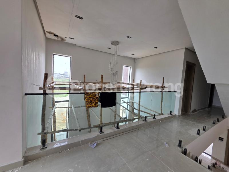 5 bedroom House for sale Lekki Lagos