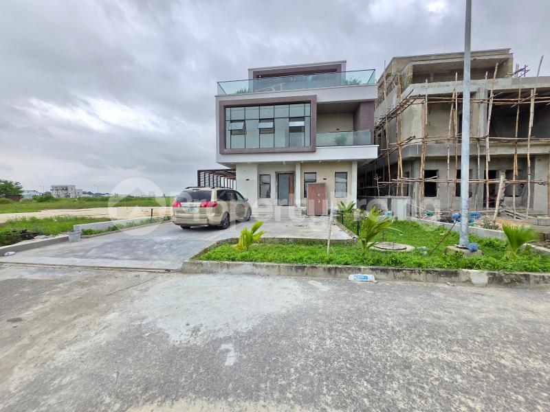 5 bedroom House for sale Lekki Lagos