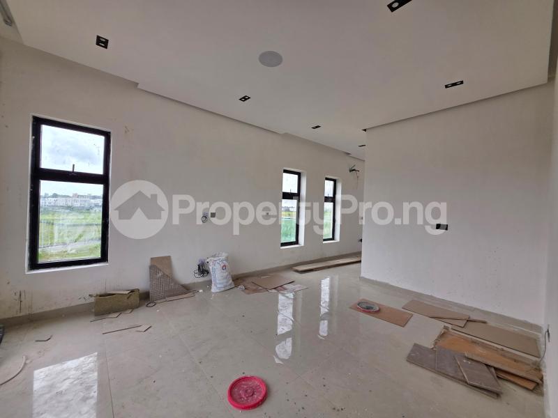 5 bedroom House for sale Lekki Lagos