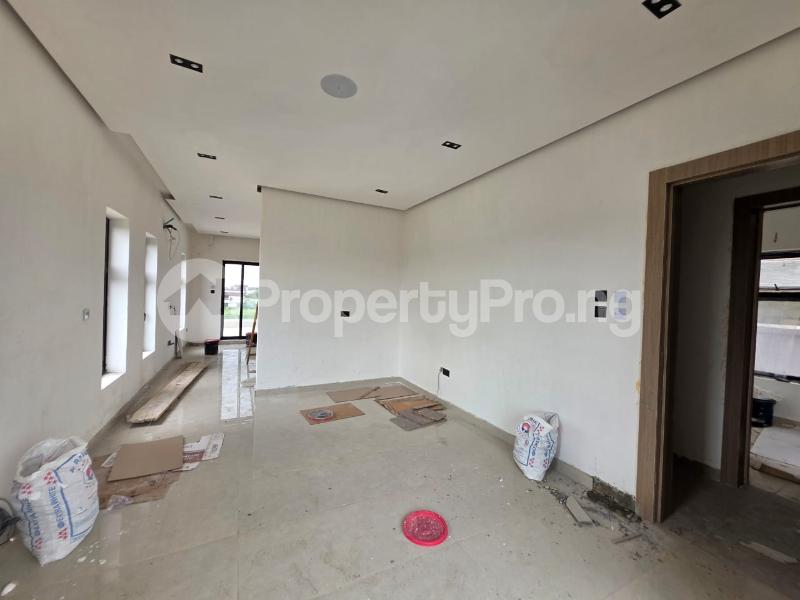 5 bedroom House for sale Lekki Lagos