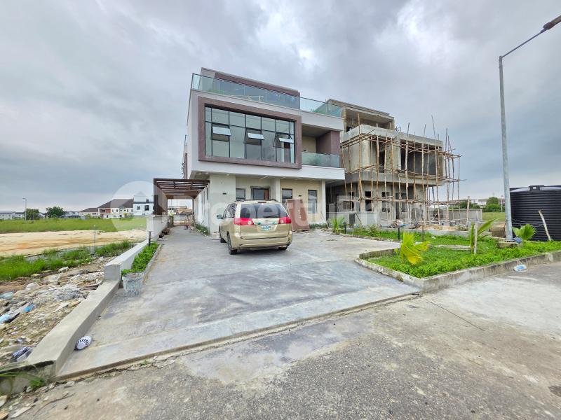 5 bedroom House for sale Lekki Lagos
