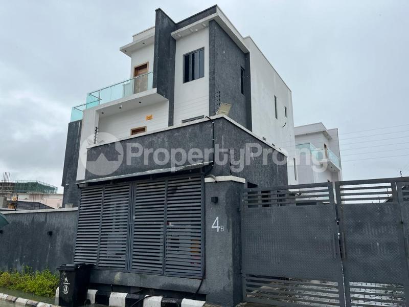 5 bedroom House for sale Pinewood Estate, Off Freedom Way Freedom Way Lekki Lagos