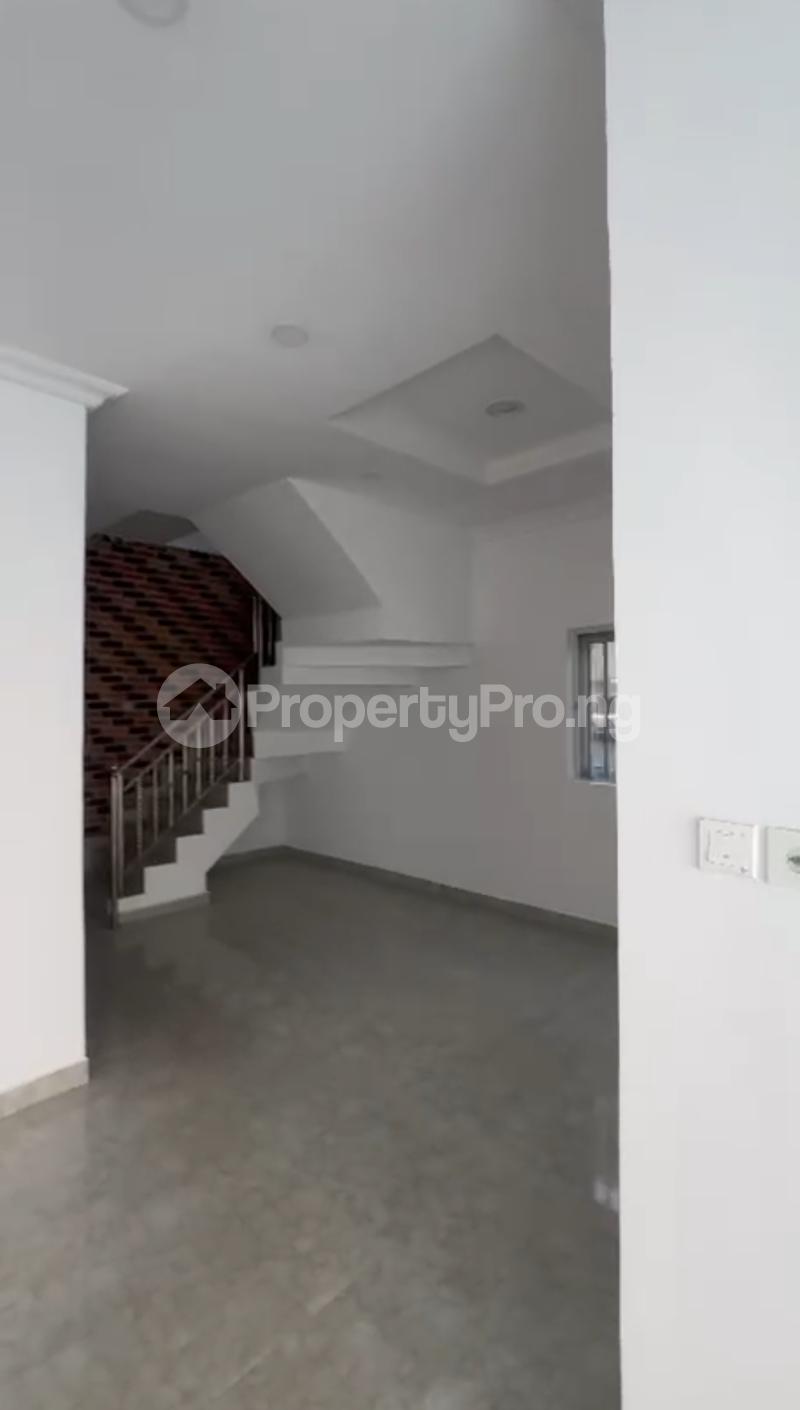 5 bedroom House for rent Calton Gate Estate Chevron Chevron Lekki Lagos