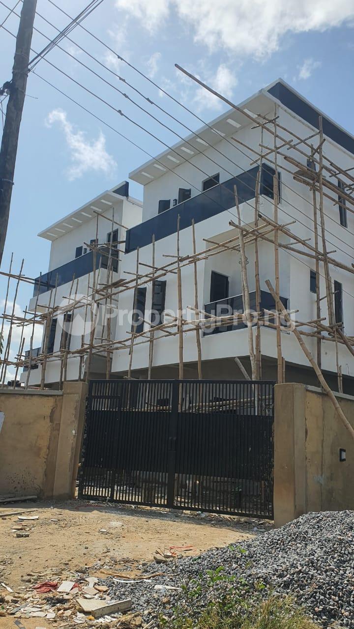 5 bedroom House for sale Amuwo Odofin Lagos