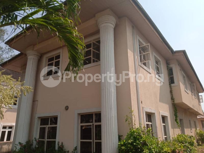 5 bedroom House for rent Carlton Gate Estate chevron Lekki Lagos