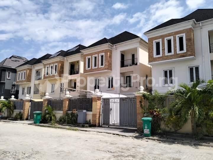 5 bedroom House for sale Abiola Court, By Madiba Hotel, Off Kusenla Road Ikate Lekki Lagos